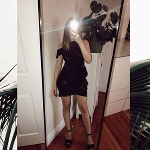 VINTAGE going out/cocktails black dress 💃🏻🍷